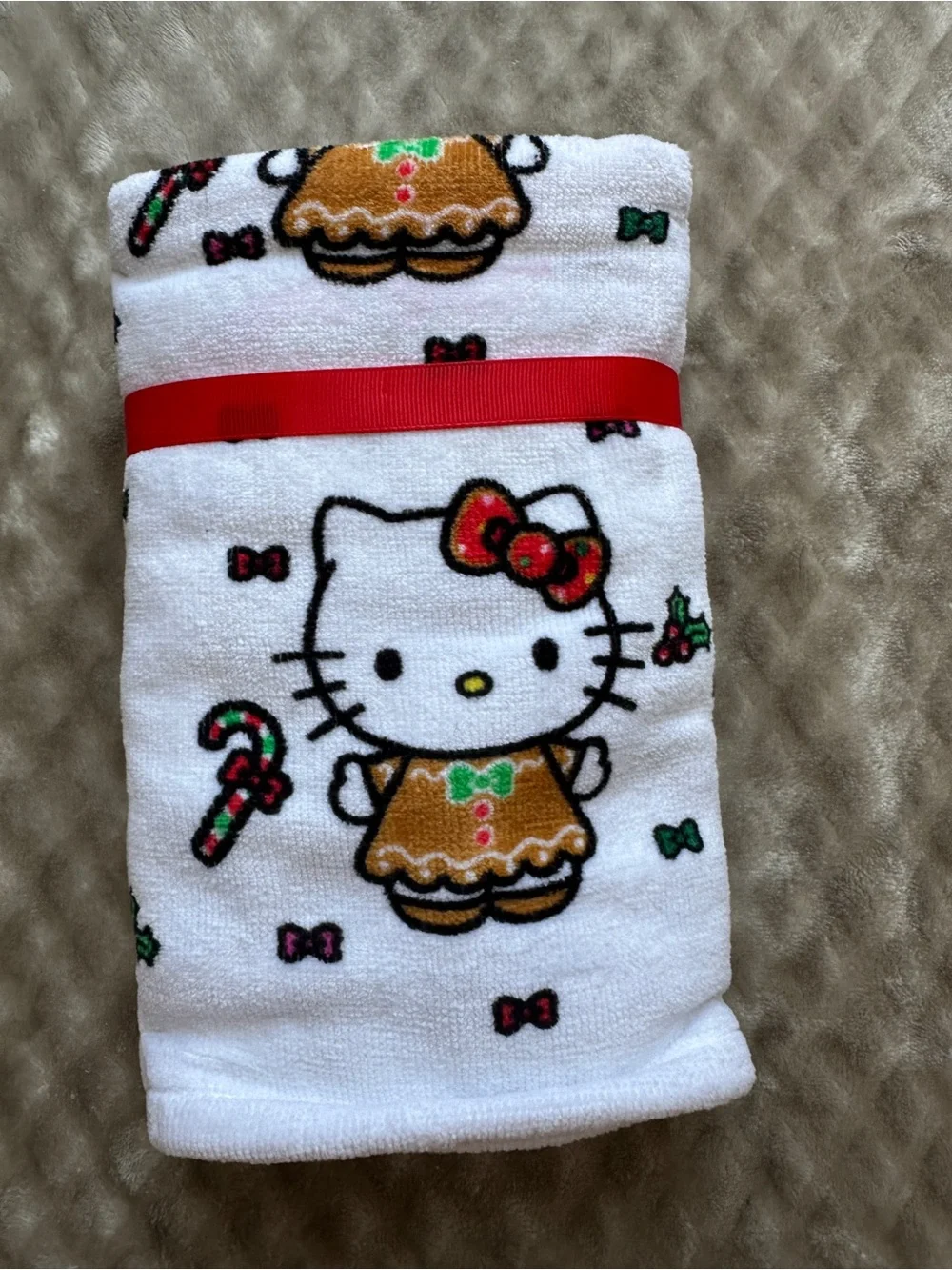 Hello Kitty Gingerbread Hand Towels